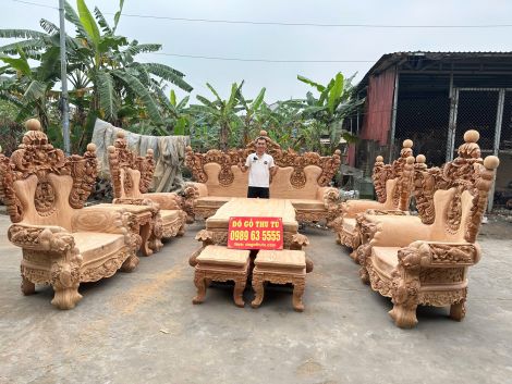 Bộ Bàn Ghế Hoàng Gia Cá Chép Sen Ngọc Gỗ Gõ Đỏ Bachy Gồm 10 Món – Biểu Tượng Của Quyền Uy Và Nghệ Thuật Tinh Hoa